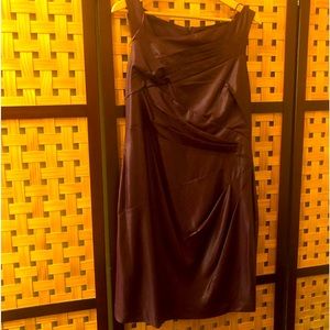 NWT Vince Camuto
Burgundy/Purple cocktail shiny dress